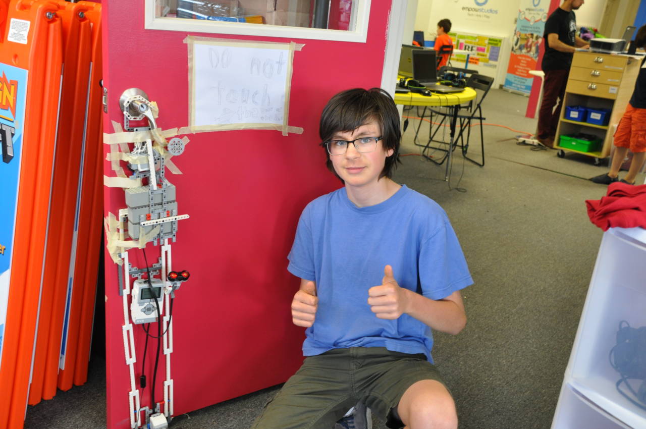 Student creates robot in Advanced Robotics Club